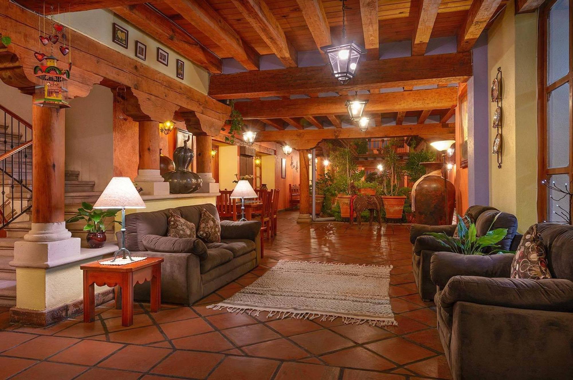 普韦布洛魔幻酒店 Pátzcuaro 外观 照片