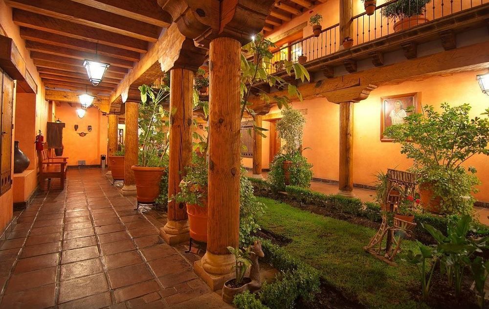 普韦布洛魔幻酒店 Pátzcuaro 外观 照片