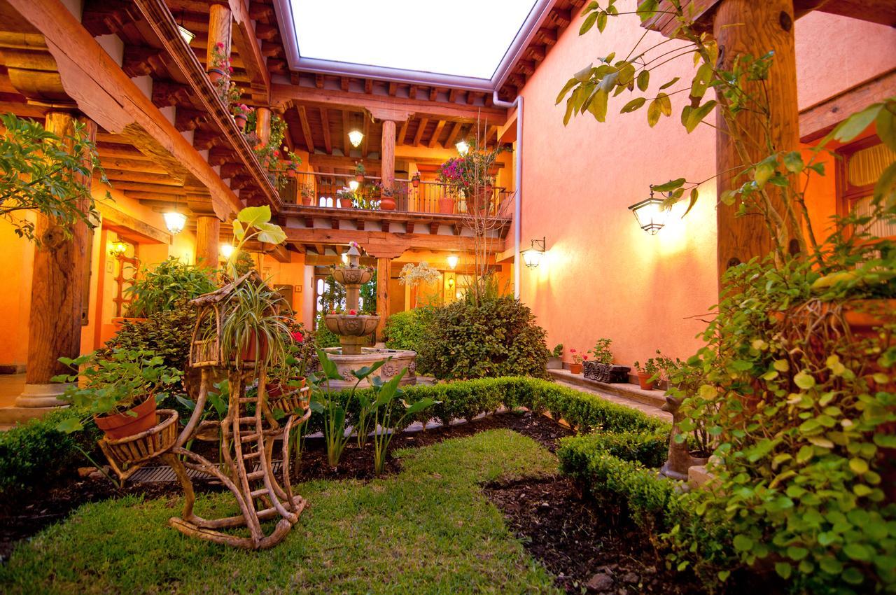 普韦布洛魔幻酒店 Pátzcuaro 外观 照片