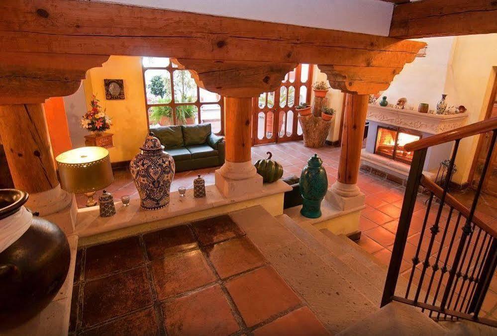 普韦布洛魔幻酒店 Pátzcuaro 外观 照片